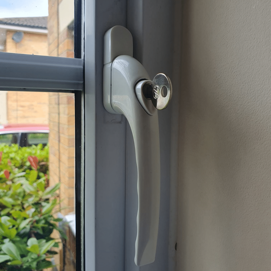 New replacement window handle fitted by TS Glazing